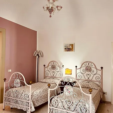 La Petunia * Cefalù